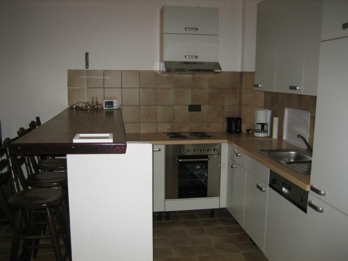 Ferienwohnung-Apartment Bootsliegeplatz Nach Anfrage ポヴリャナ エクステリア 写真